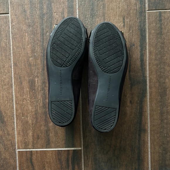 Tommy Hilfiger flats - Picture 2 of 2